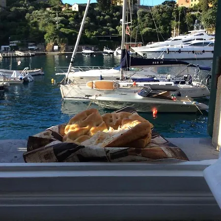 Pieds Dans L'eau A By Portofinovacanze * Portofino